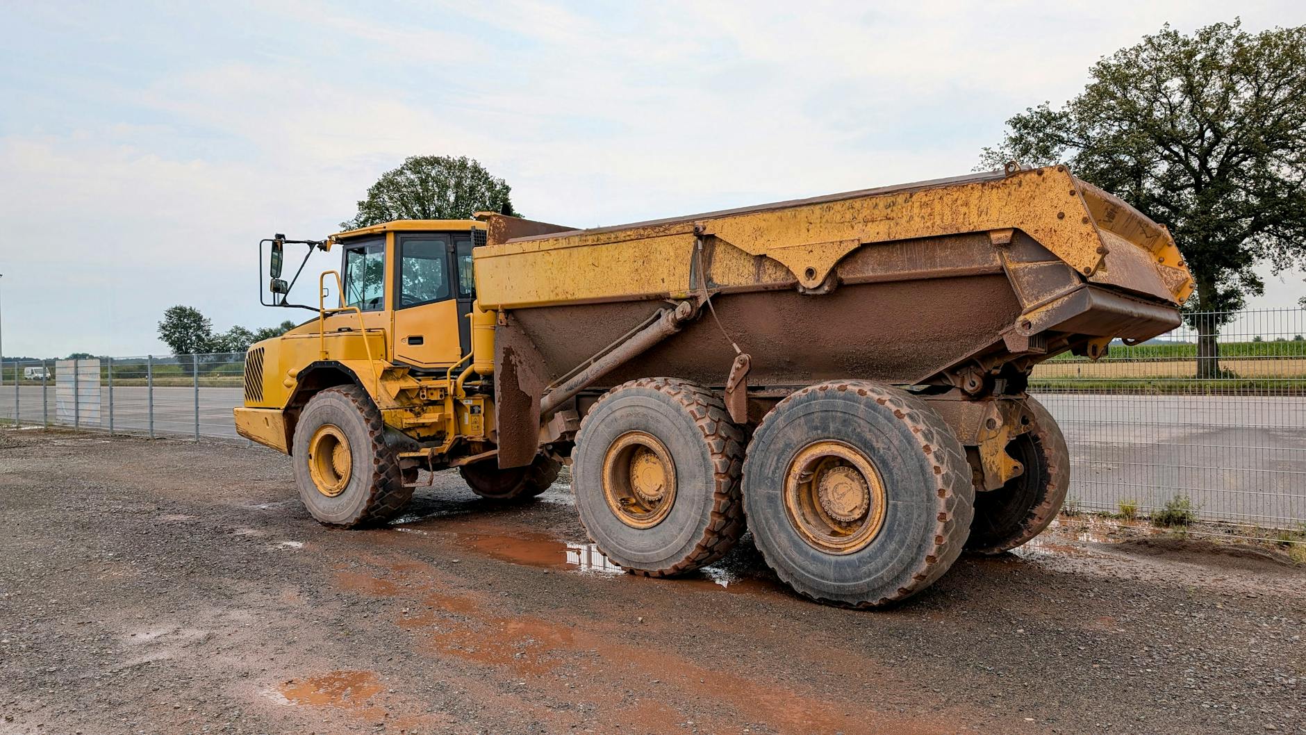 Tipper Trucks 16T